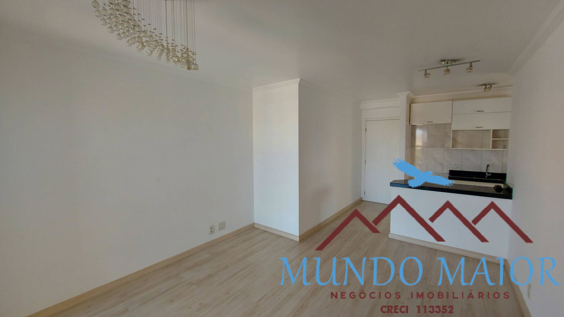 Apartamento à venda com 3 quartos, 80m² - Foto 3