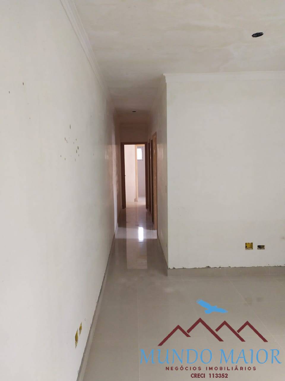 Apartamento à venda com 3 quartos, 142m² - Foto 2