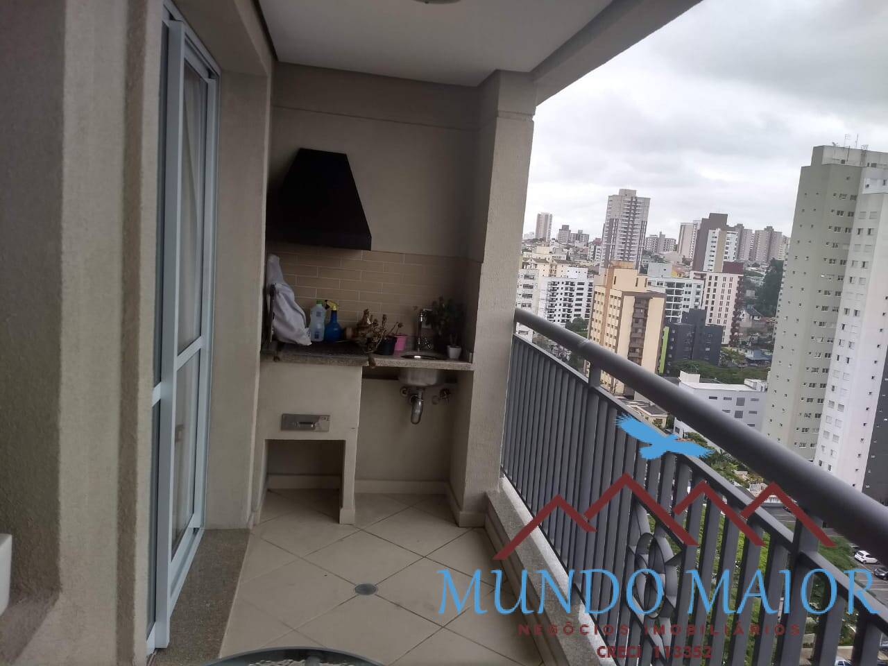 Apartamento à venda com 3 quartos, 96m² - Foto 1