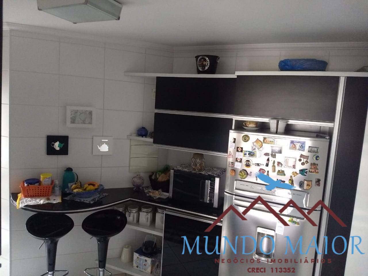 Apartamento à venda com 3 quartos, 96m² - Foto 4