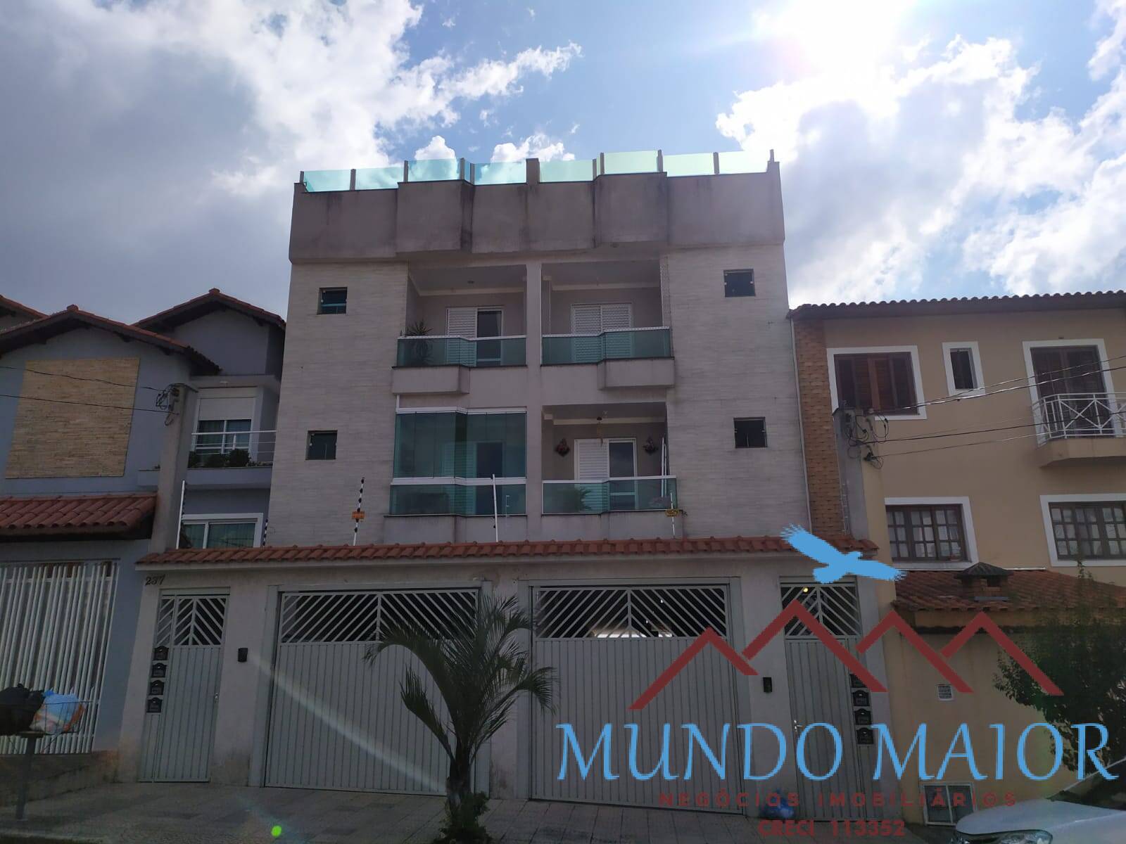 Apartamento à venda com 2 quartos, 140m² - Foto 1