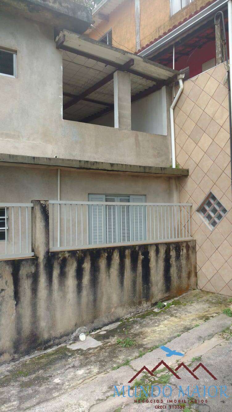 Casa à venda com 3 quartos, 100m² - Foto 1