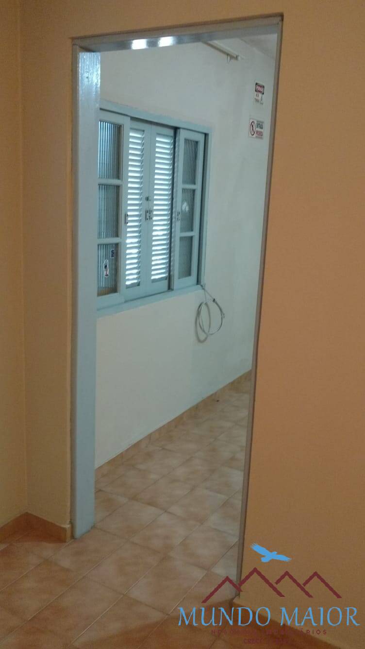 Casa à venda com 3 quartos, 100m² - Foto 11