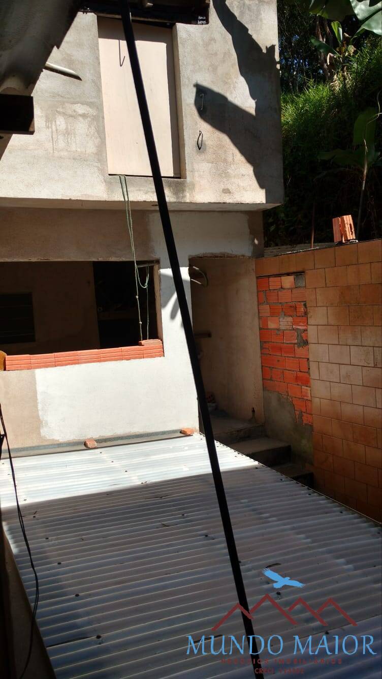 Casa à venda com 3 quartos, 100m² - Foto 35