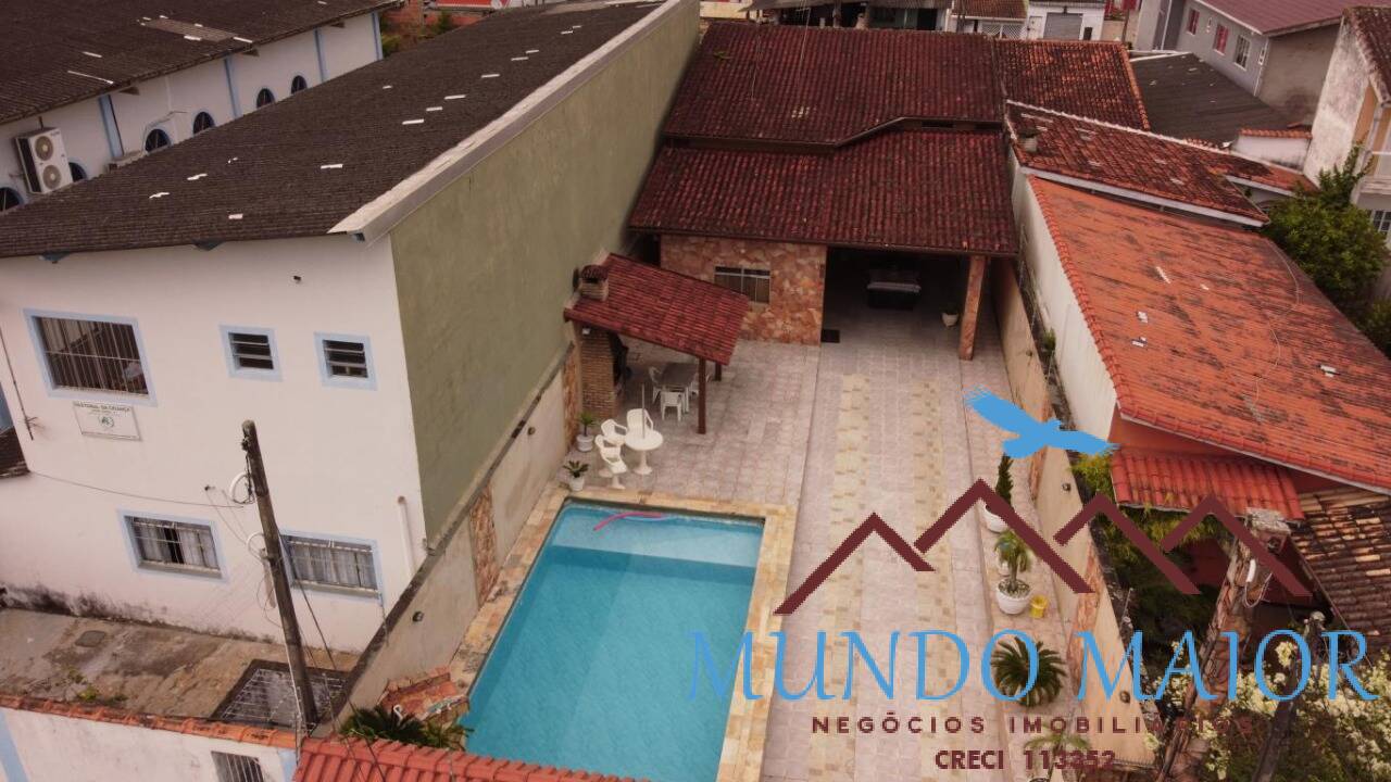 Casa à venda com 3 quartos, 291m² - Foto 12