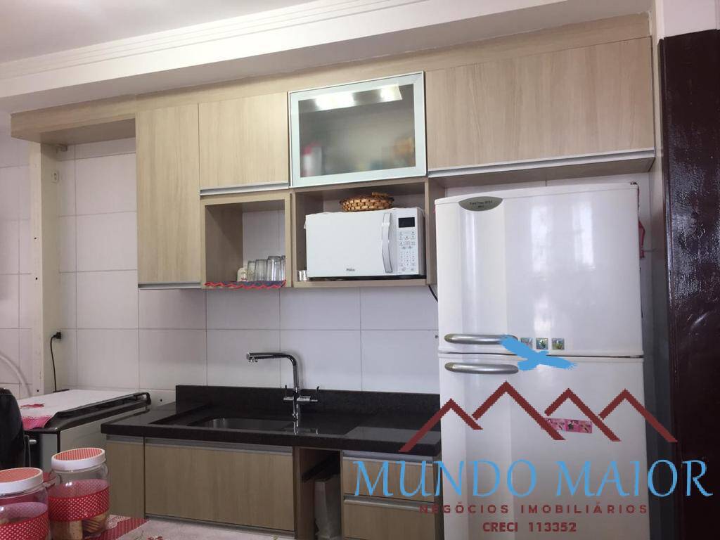 Apartamento à venda com 3 quartos, 70m² - Foto 4