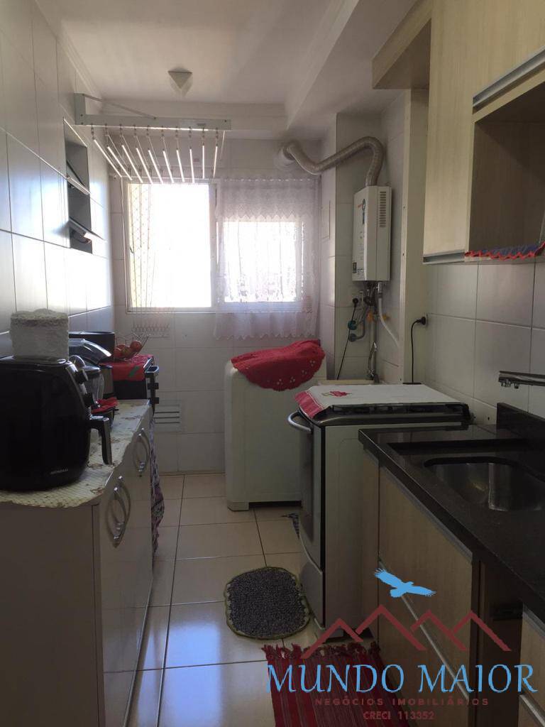 Apartamento à venda com 3 quartos, 70m² - Foto 3