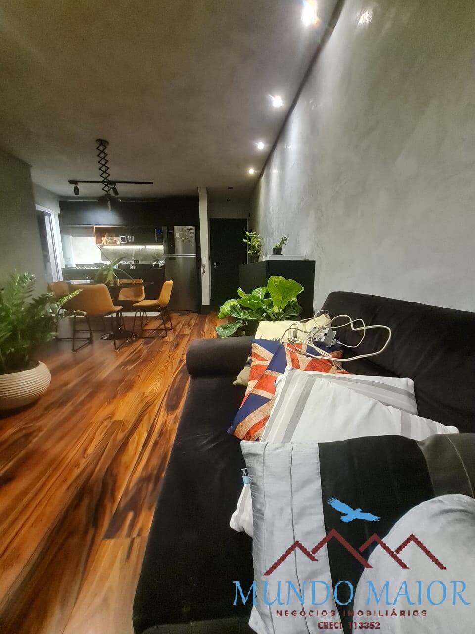 Apartamento à venda com 3 quartos, 70m² - Foto 4