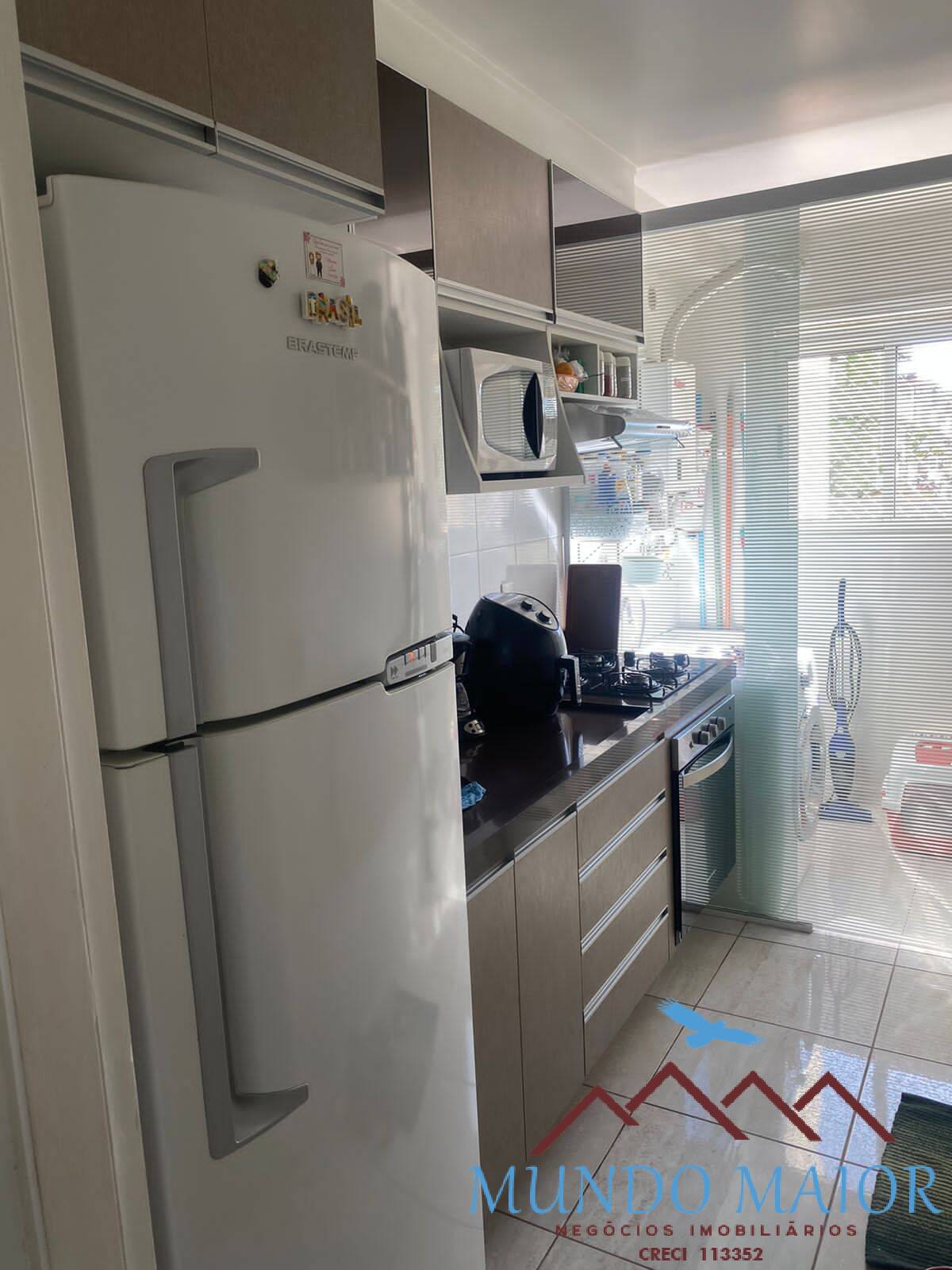 Apartamento à venda com 3 quartos, 75m² - Foto 1