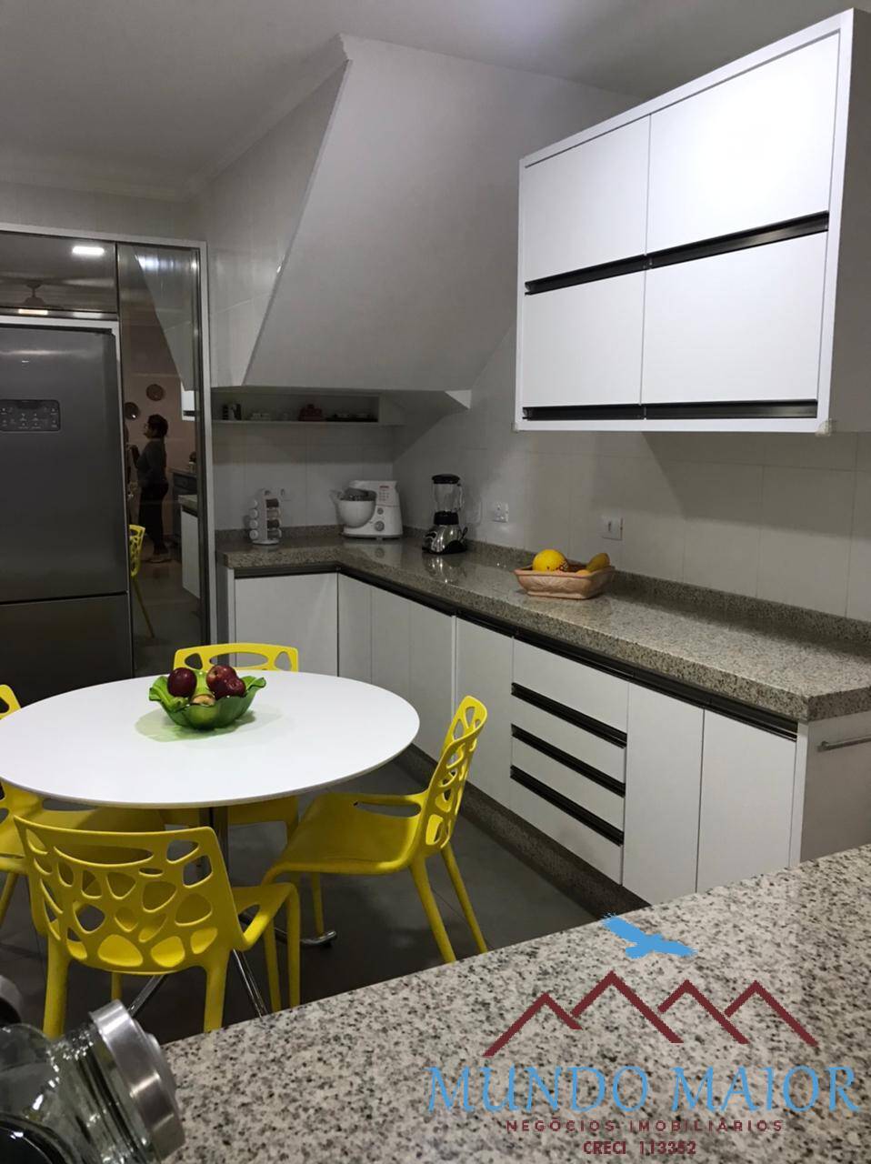 Casa à venda com 3 quartos, 194m² - Foto 11