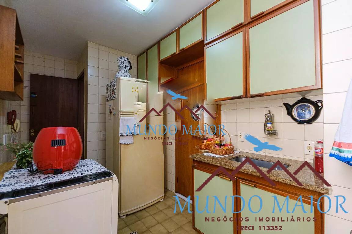 Apartamento à venda com 2 quartos, 65m² - Foto 2