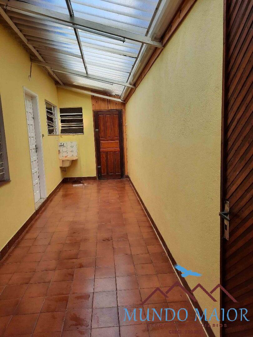 Casa à venda com 3 quartos, 150m² - Foto 15