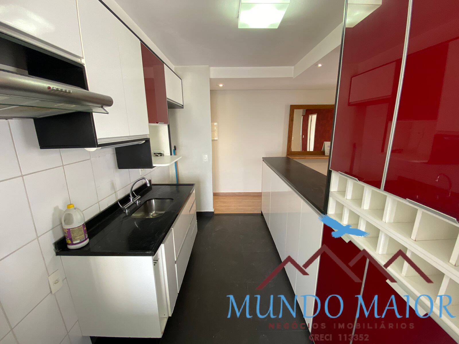 Casa à venda com 3 quartos, 170m² - Foto 1