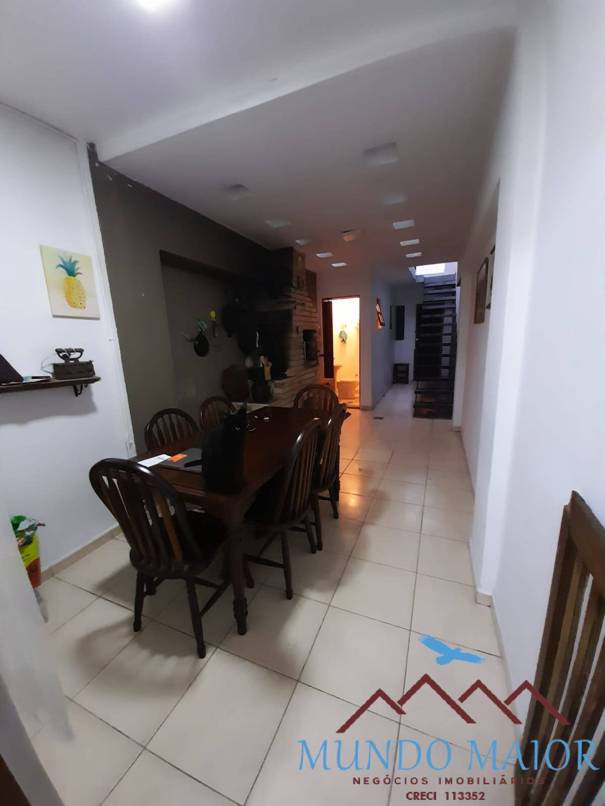 Casa à venda com 4 quartos, 100m² - Foto 2