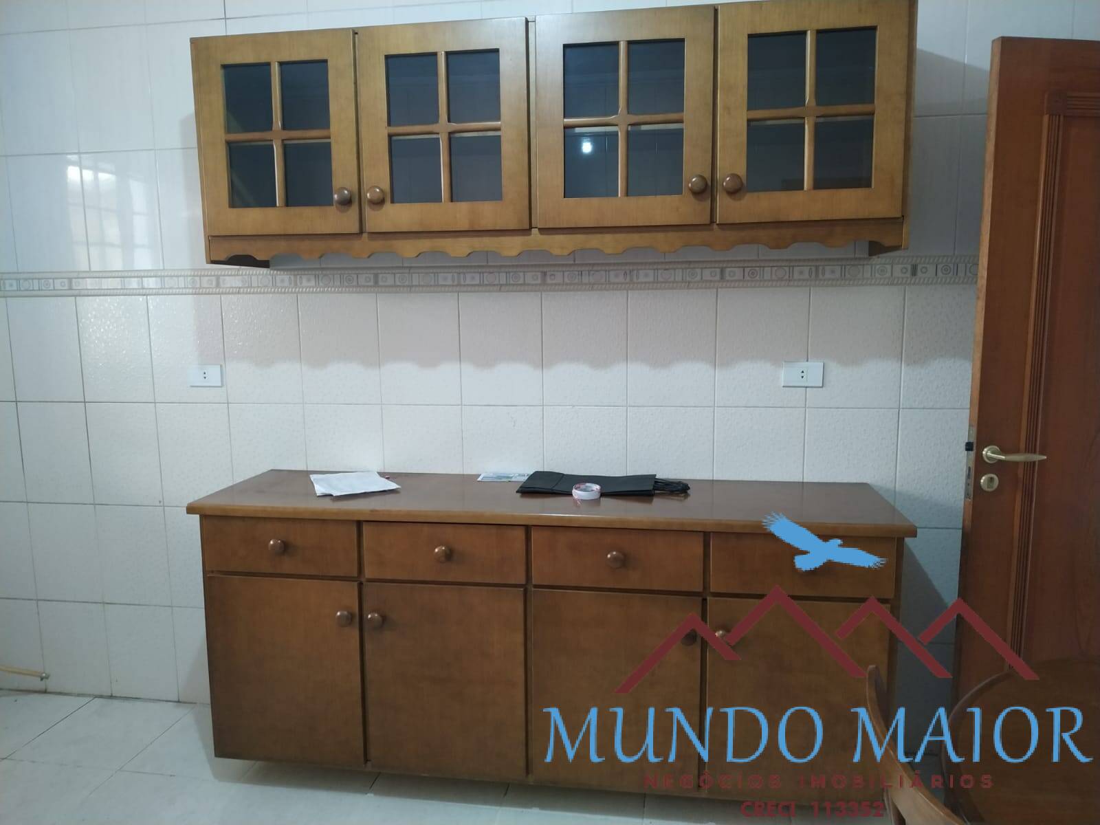 Casa à venda com 3 quartos, 180m² - Foto 2