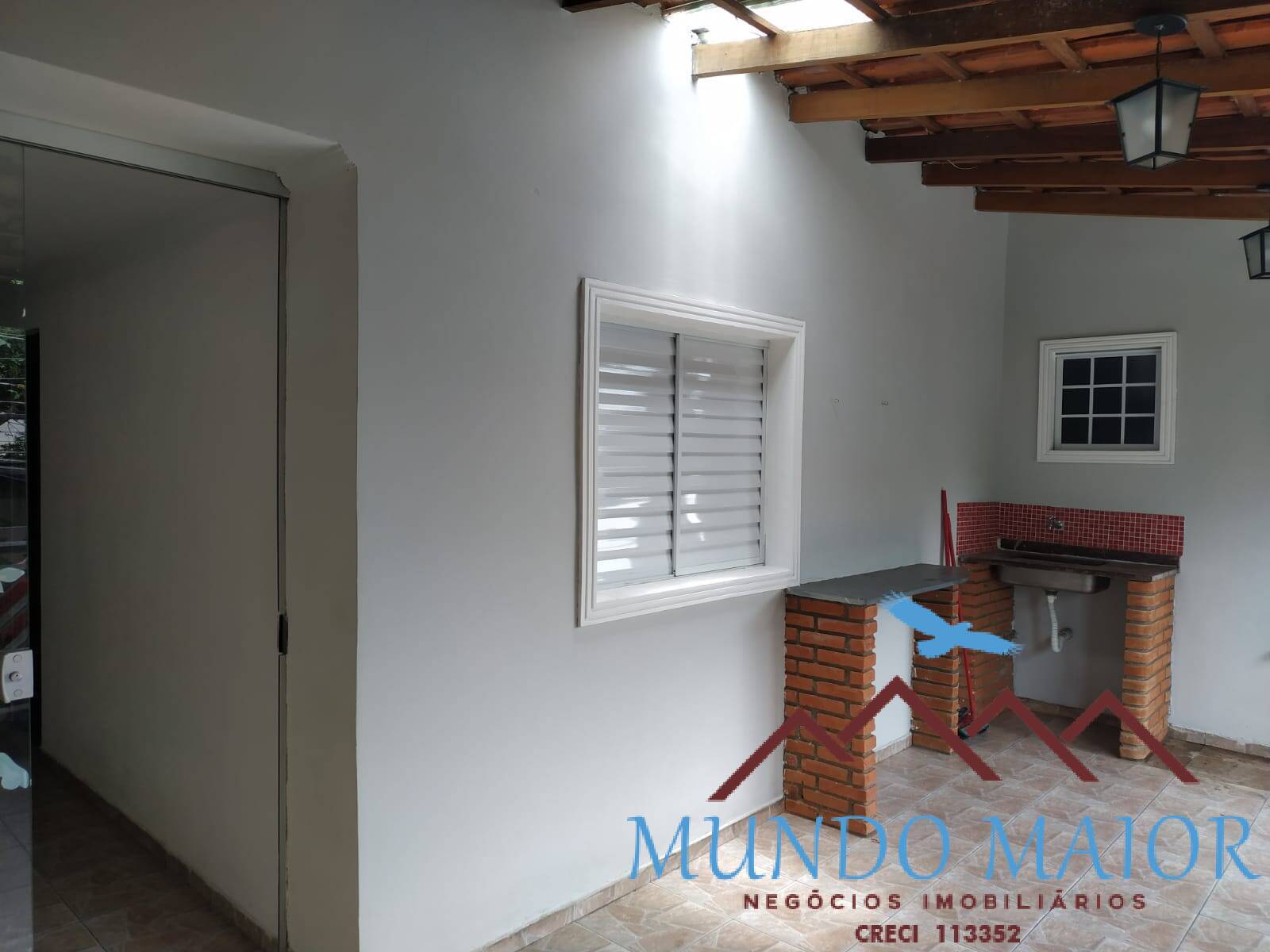 Casa à venda com 3 quartos, 180m² - Foto 15