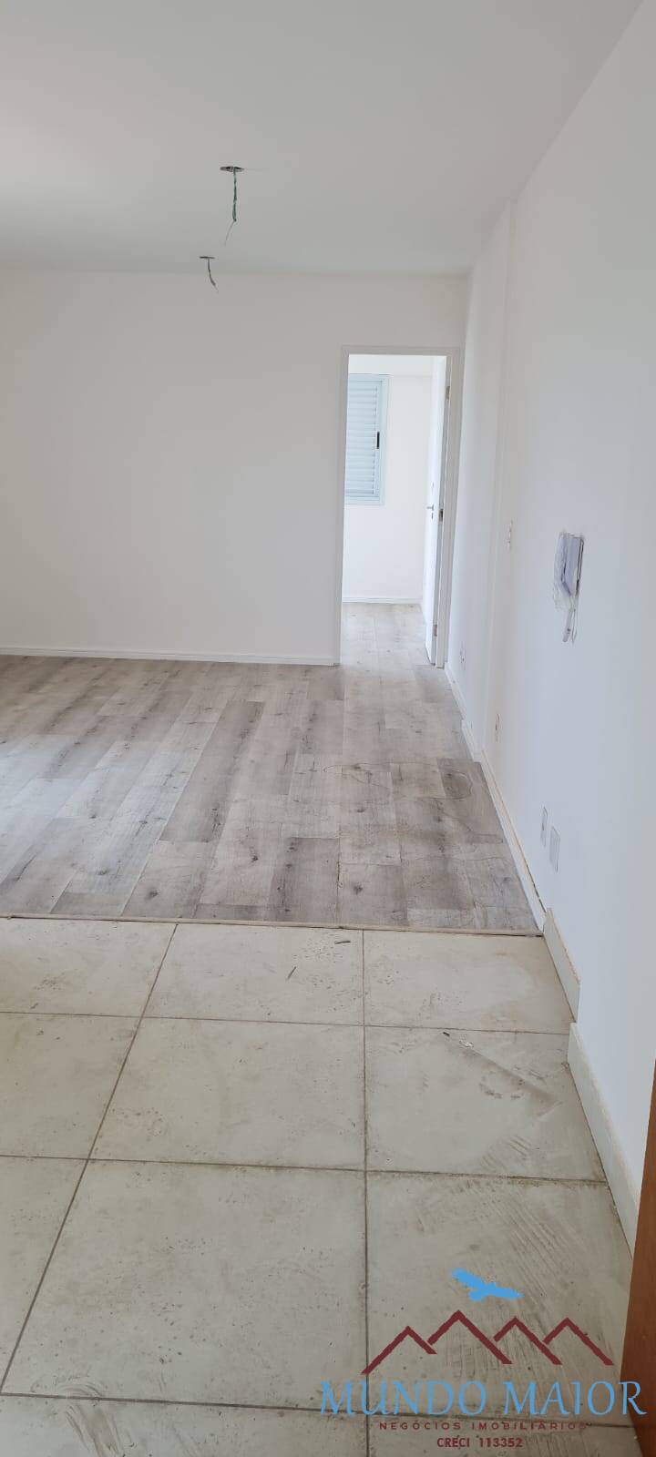 Apartamento à venda com 1 quarto, 42m² - Foto 4