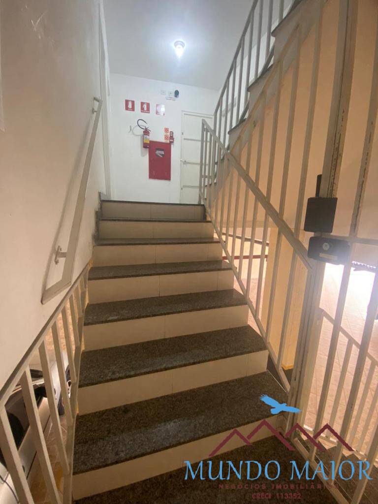 Apartamento à venda com 2 quartos, 41m² - Foto 3