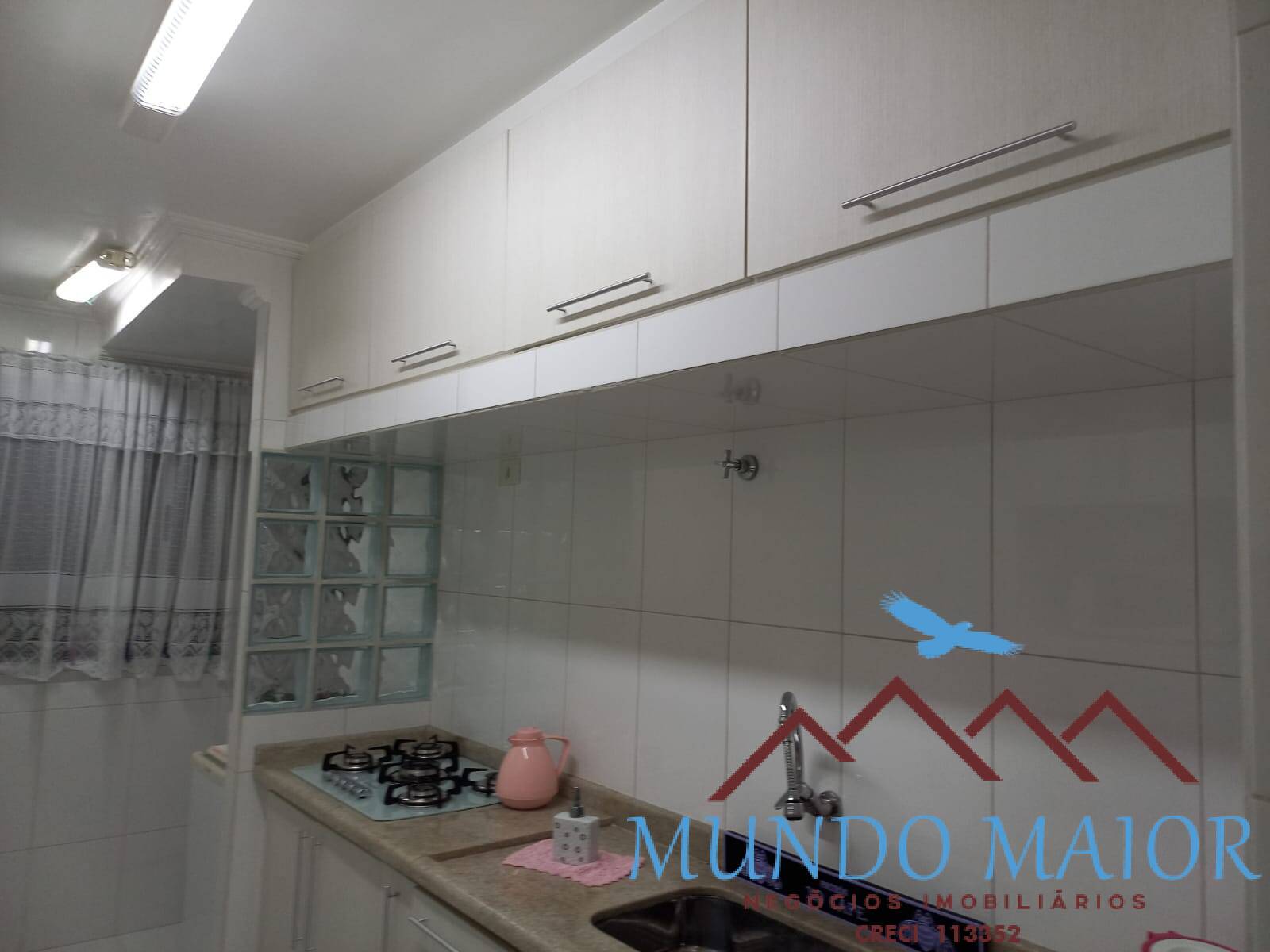 Apartamento à venda com 3 quartos, 98m² - Foto 3