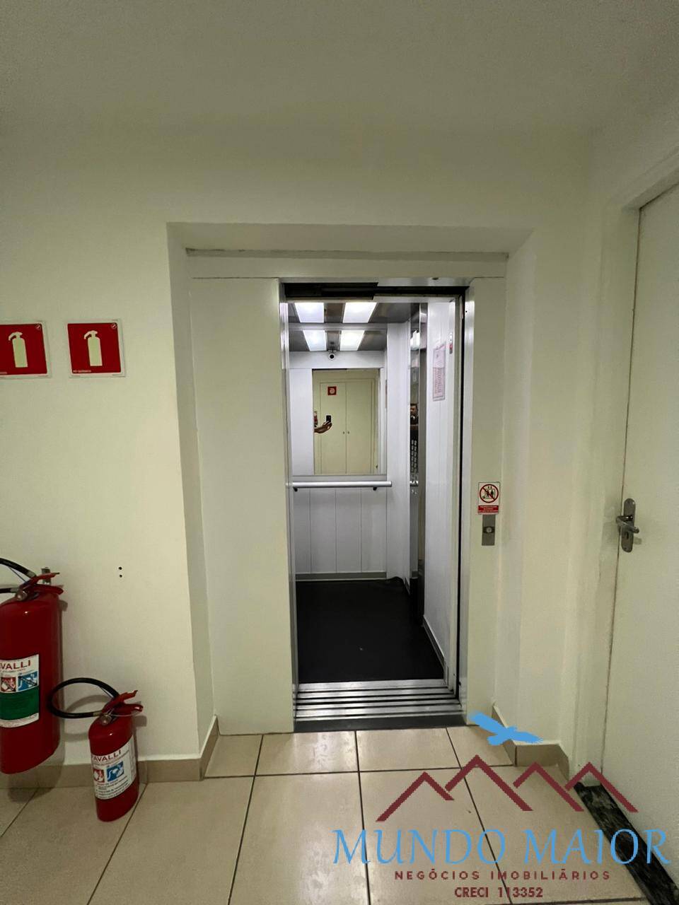 Apartamento à venda com 2 quartos, 48m² - Foto 14