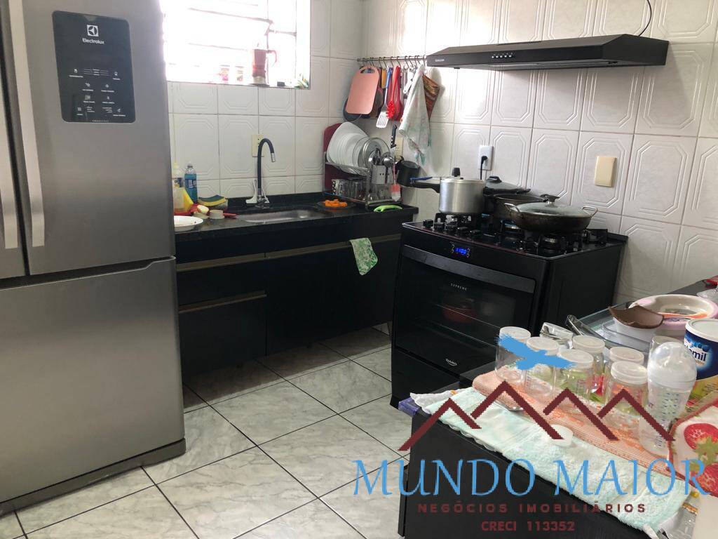 Apartamento à venda com 2 quartos, 75m² - Foto 1