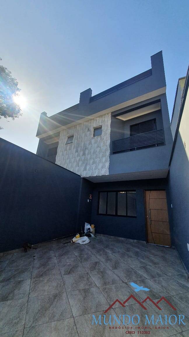 Sobrado à venda com 2 quartos, 130m² - Foto 2