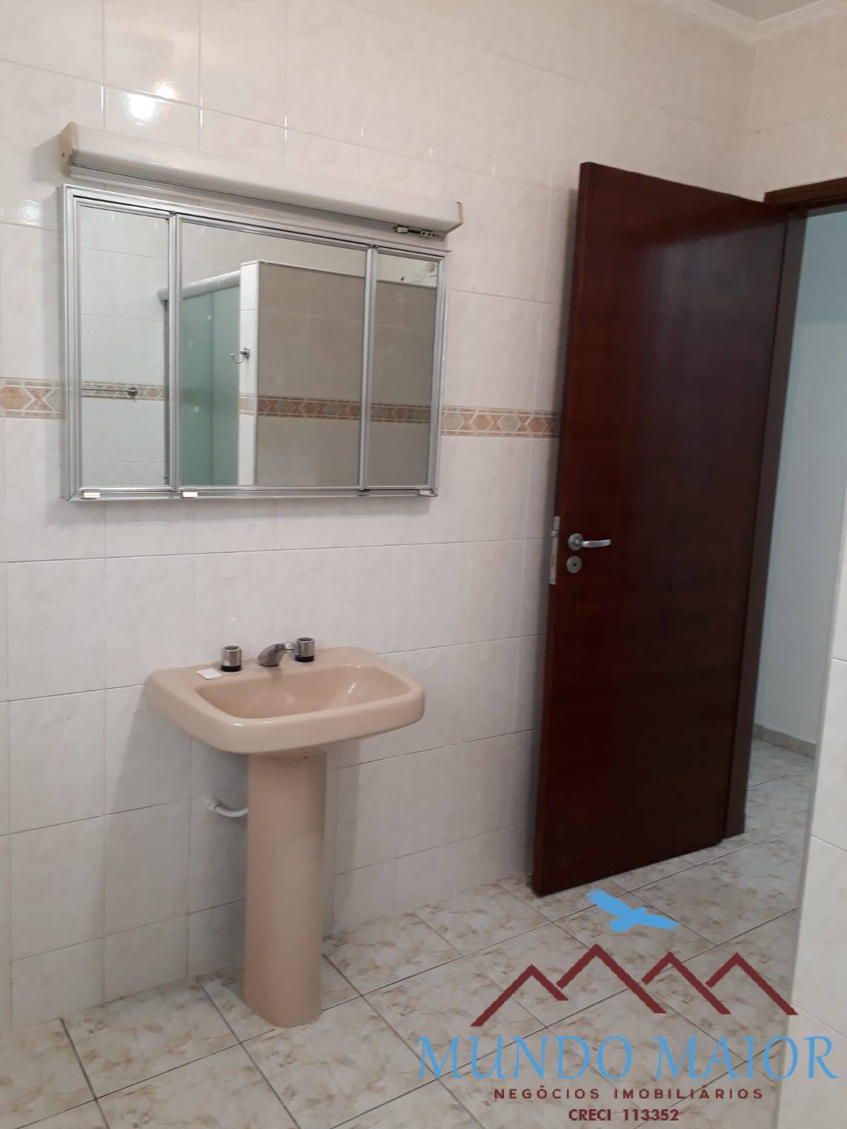 Casa à venda com 3 quartos, 180m² - Foto 31