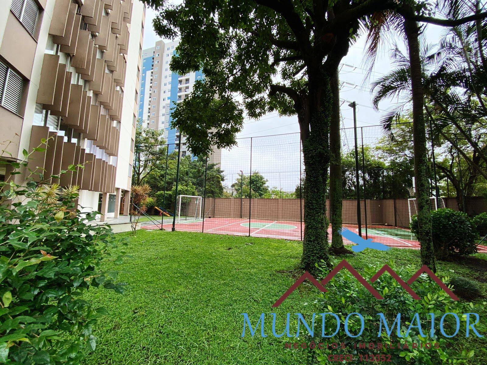 Apartamento à venda com 3 quartos, 90m² - Foto 1