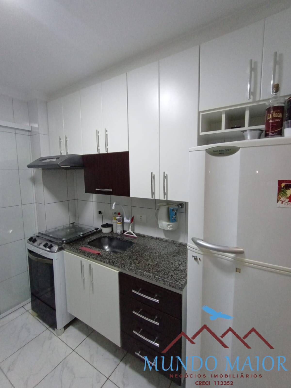 Apartamento à venda com 3 quartos, 62m² - Foto 2