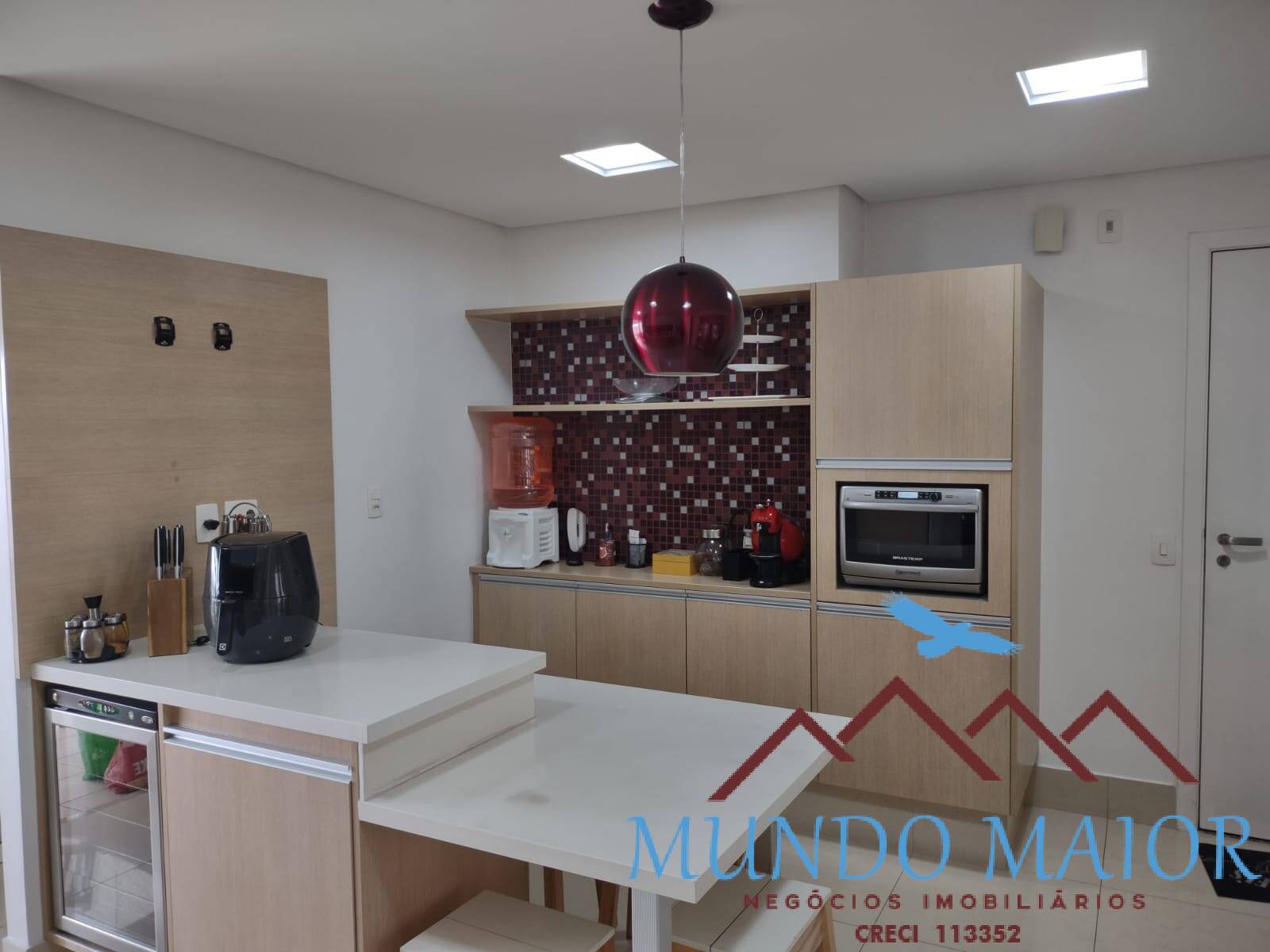 Apartamento à venda com 3 quartos, 142m² - Foto 4