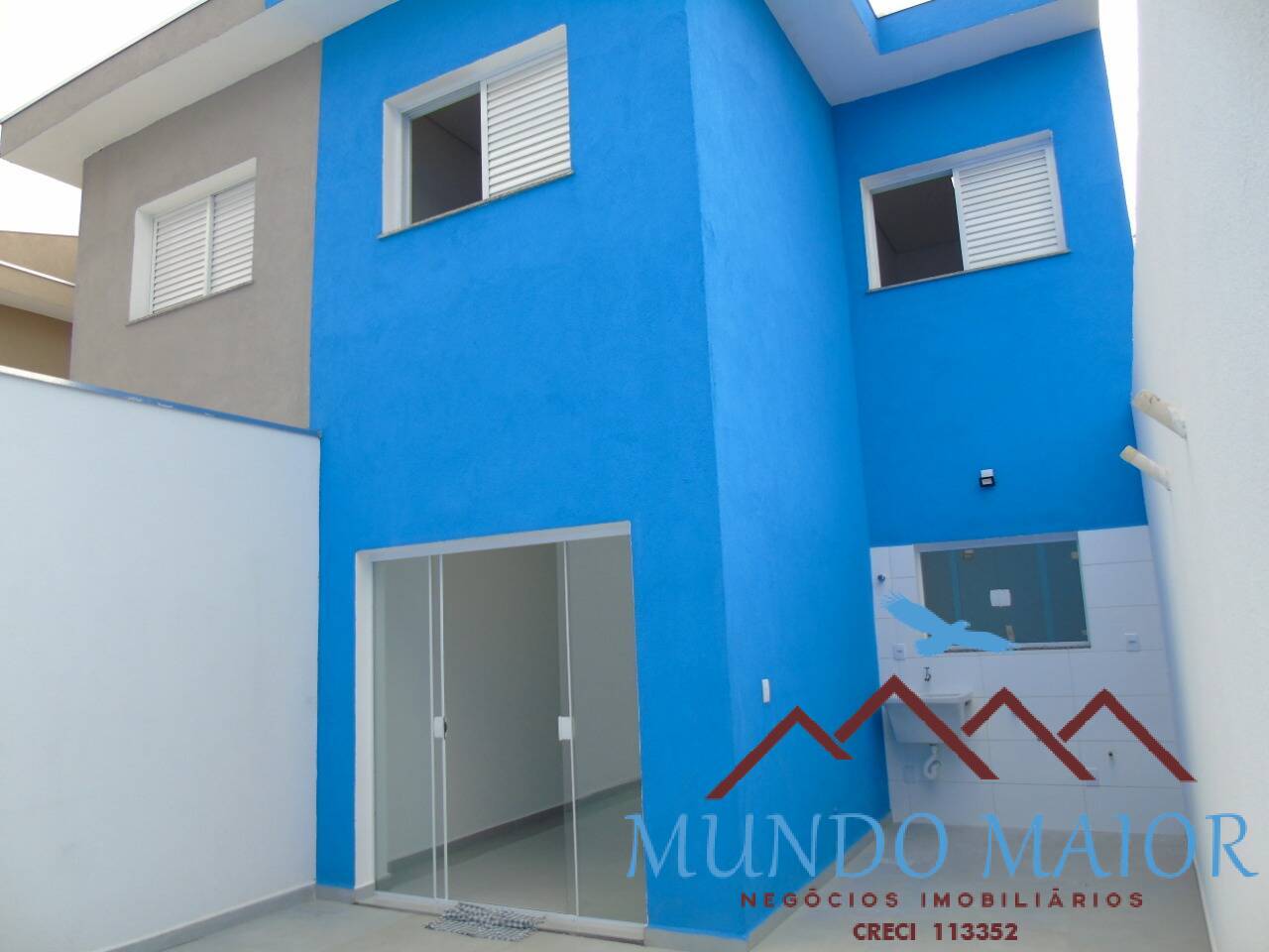 Casa à venda com 3 quartos, 194m² - Foto 2