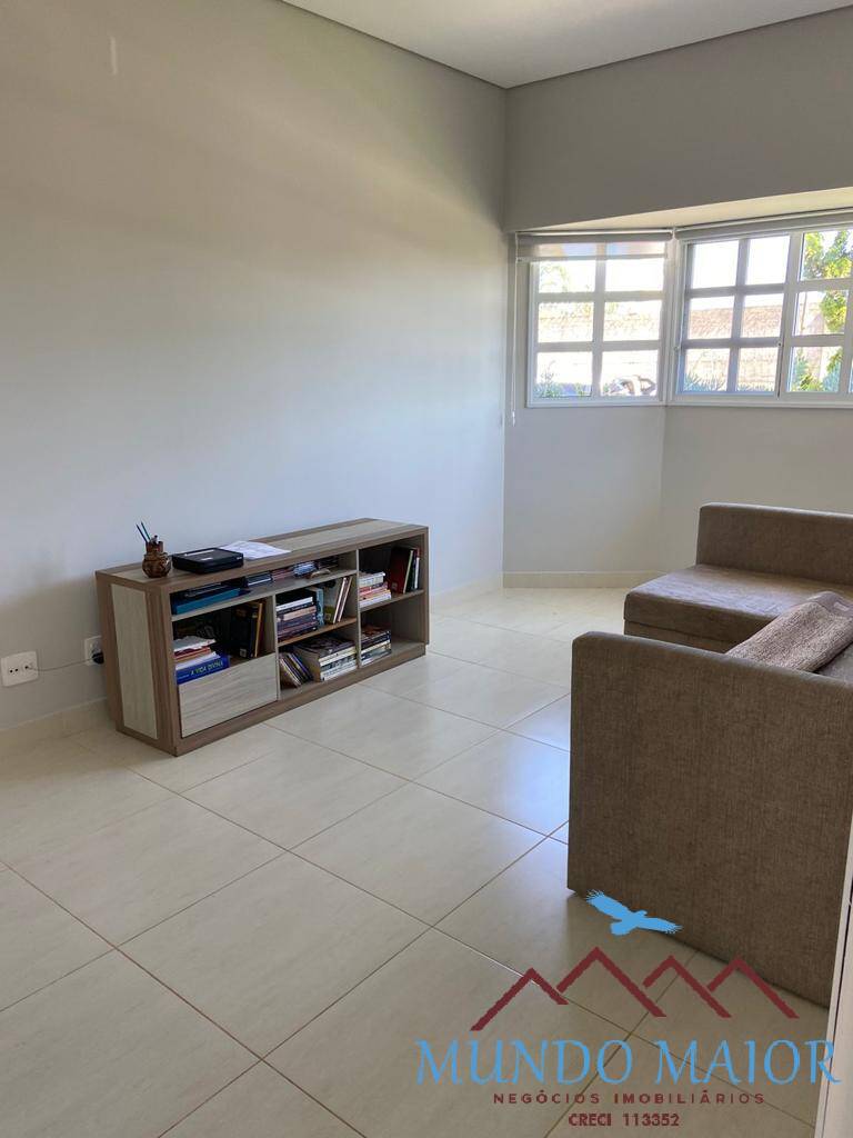 Casa à venda com 3 quartos, 600m² - Foto 3