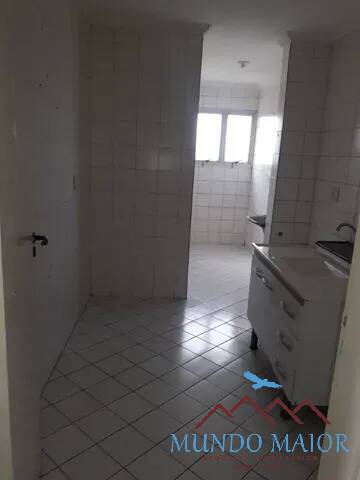 Apartamento à venda com 3 quartos, 69m² - Foto 2