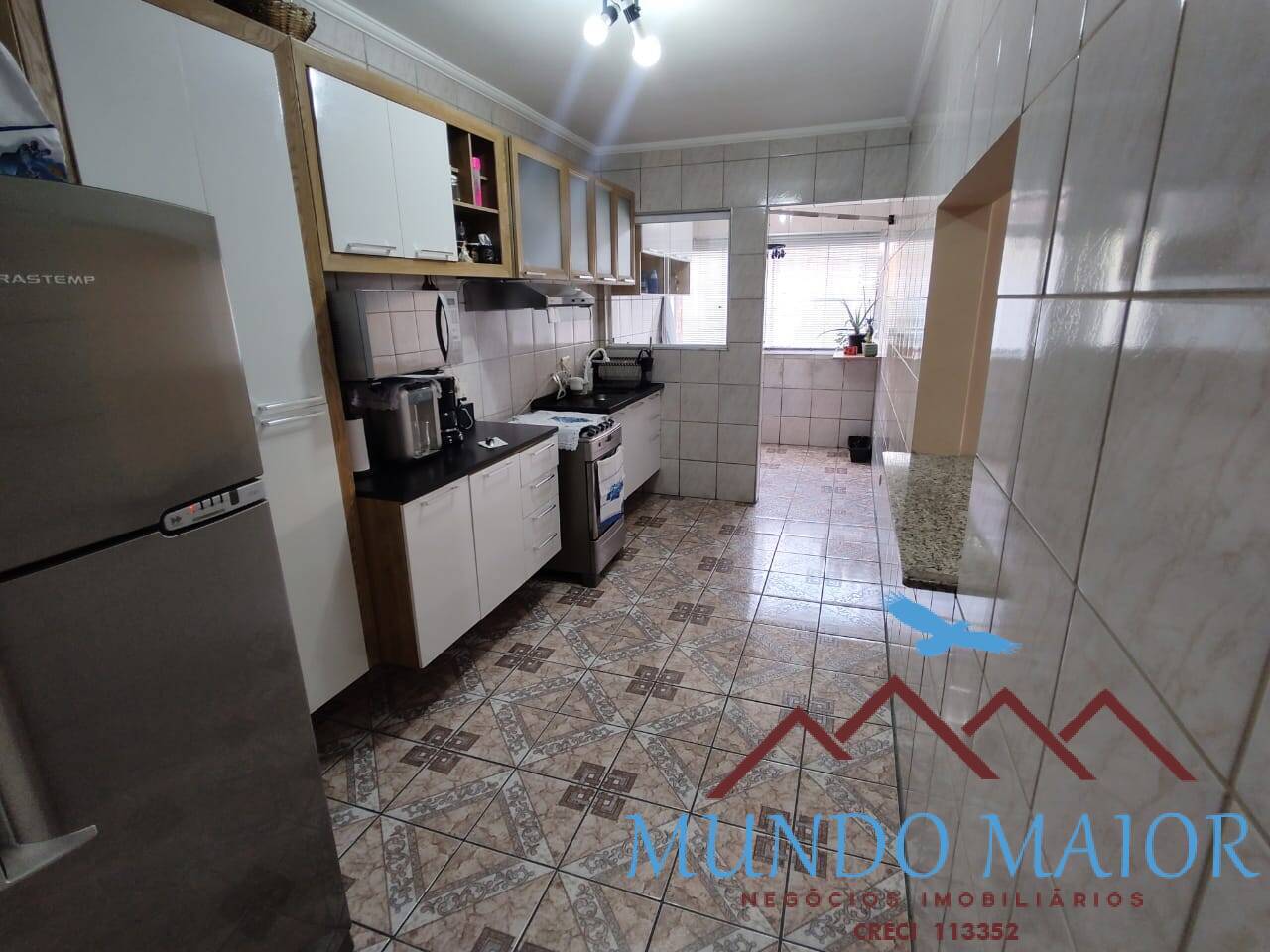 Apartamento à venda com 2 quartos, 85m² - Foto 4