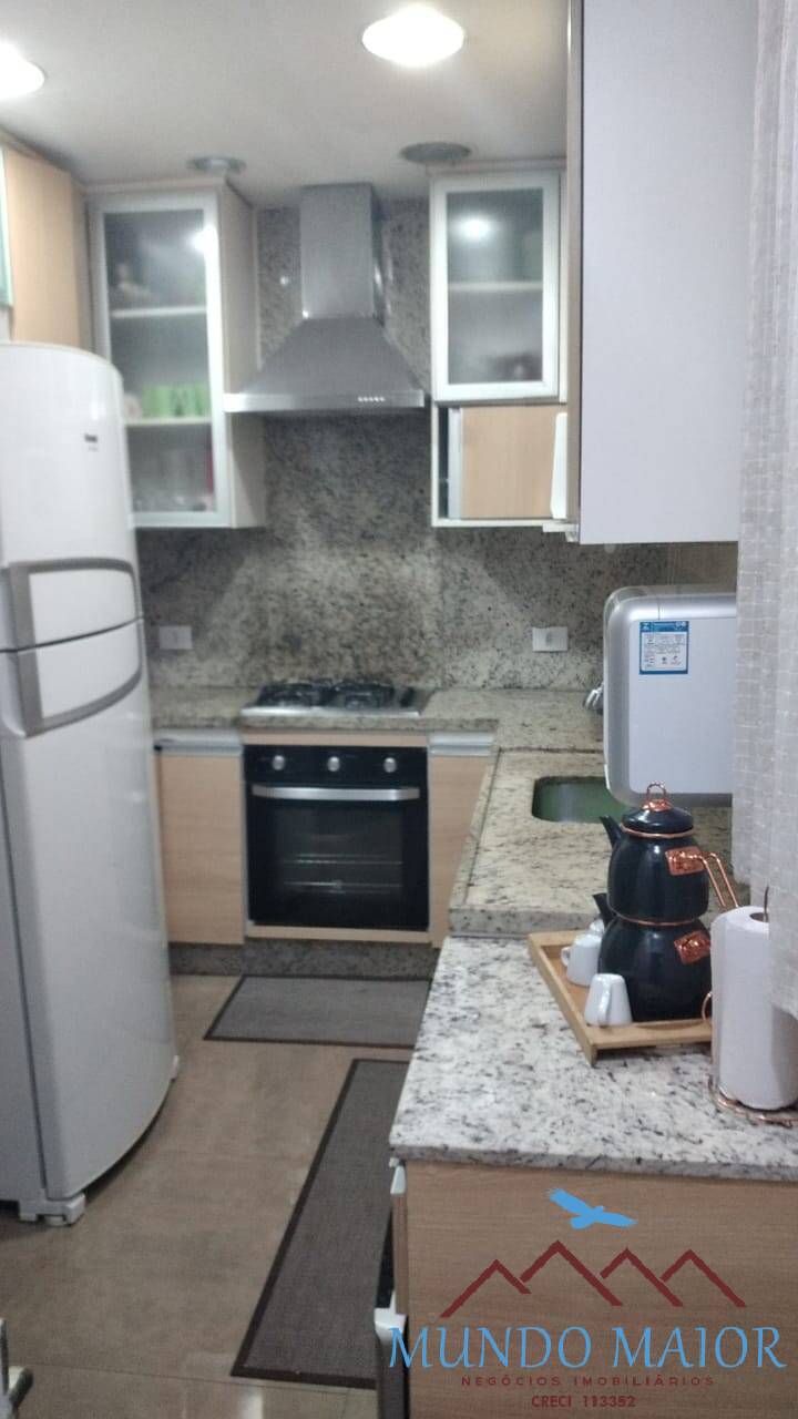 Apartamento à venda com 3 quartos, 176m² - Foto 3