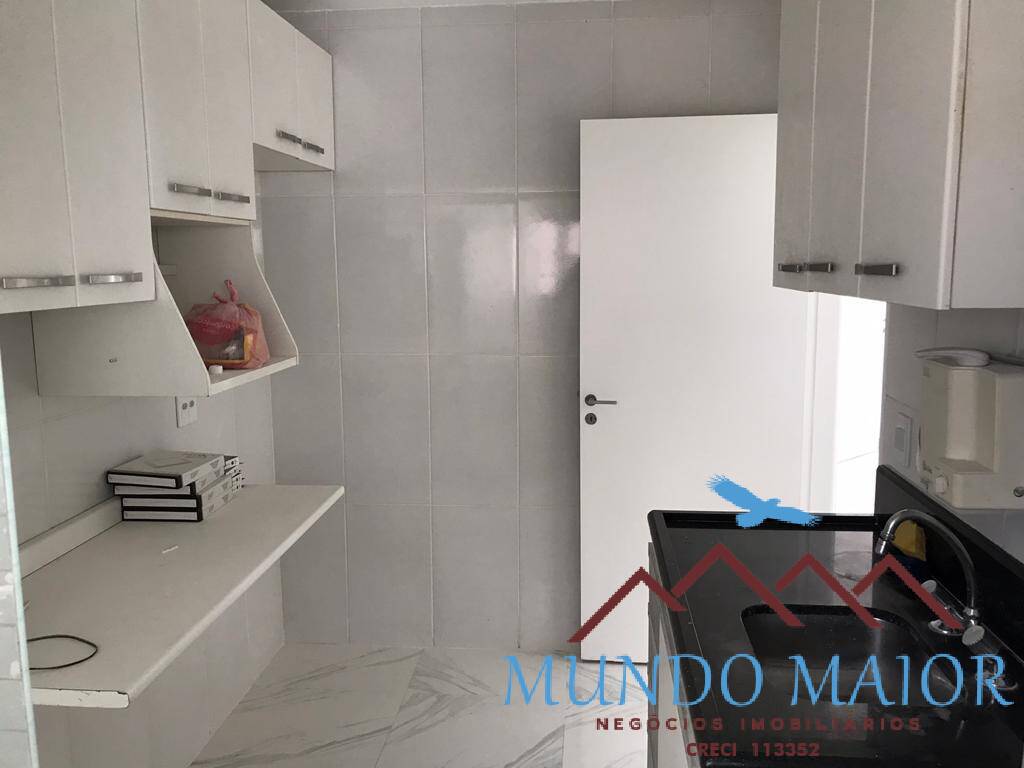 Apartamento à venda com 3 quartos, 63m² - Foto 3