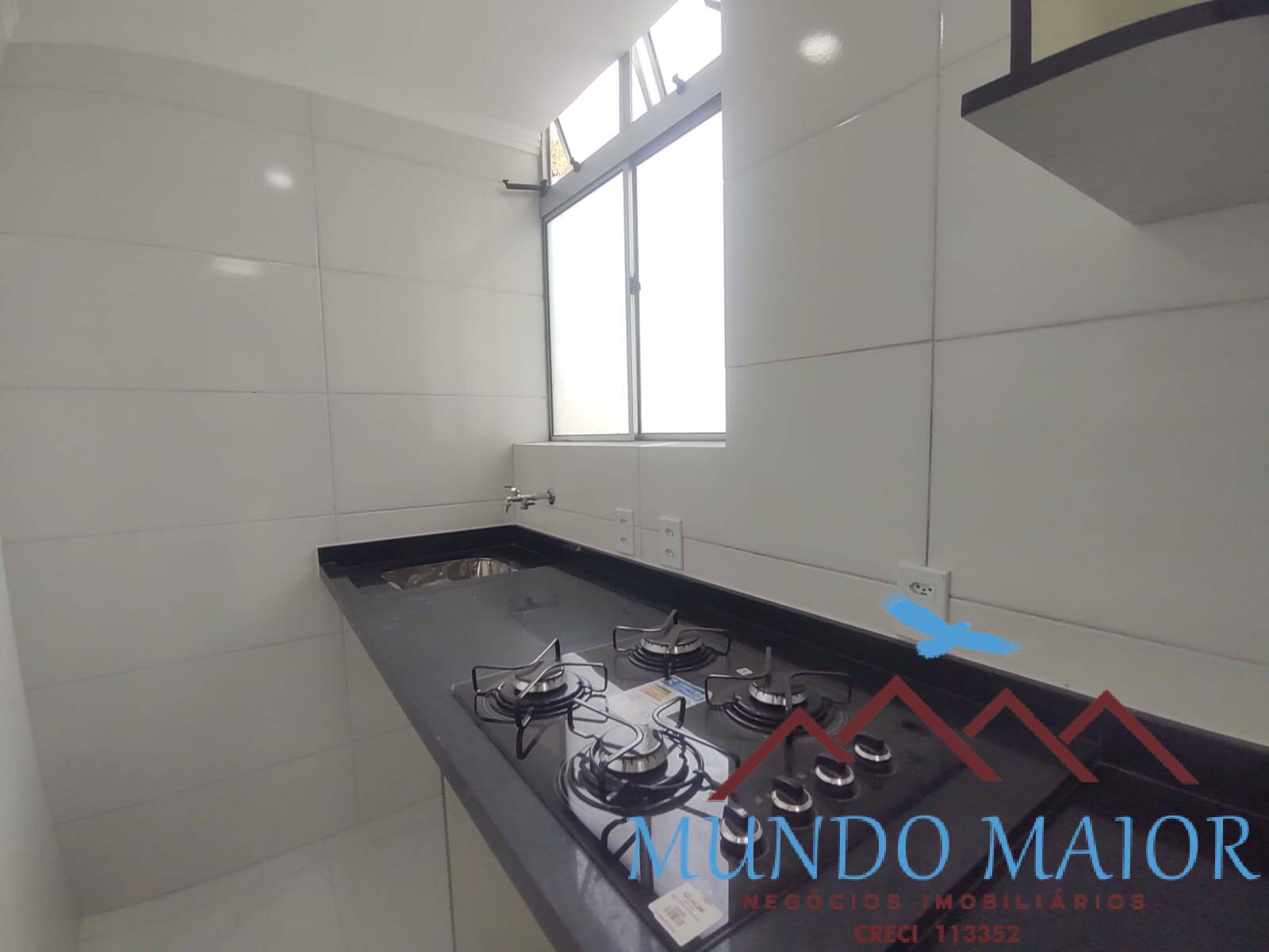 Apartamento à venda com 2 quartos, 43m² - Foto 2