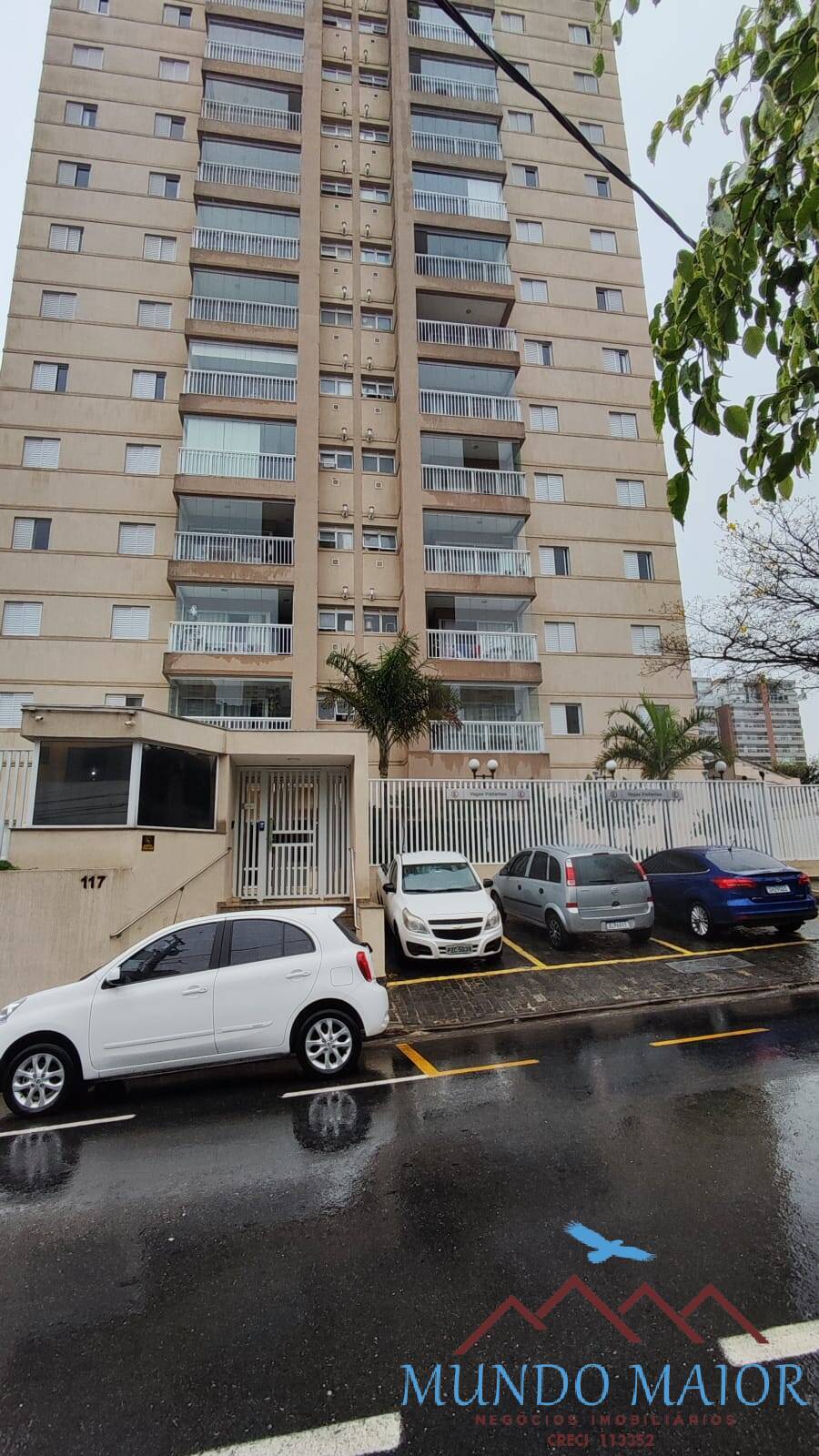 Apartamento à venda com 2 quartos, 74m² - Foto 2