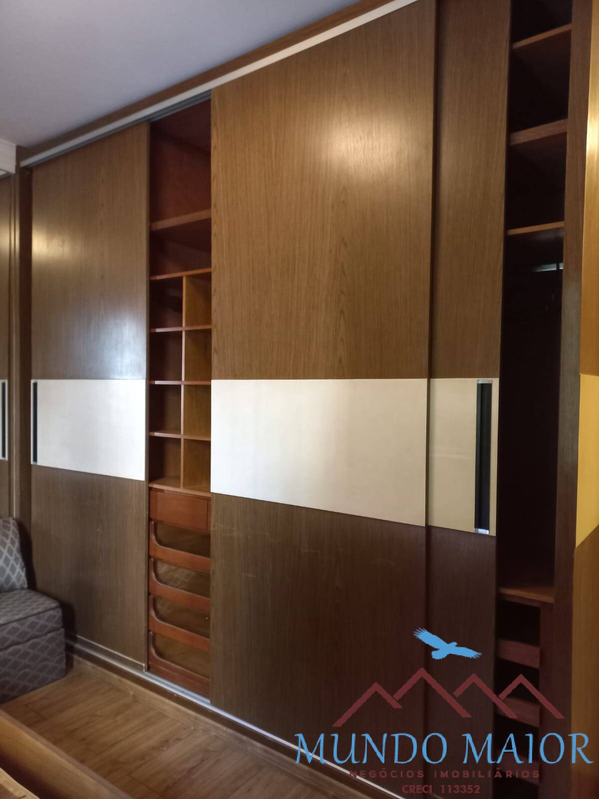 Apartamento à venda com 3 quartos, 158m² - Foto 10