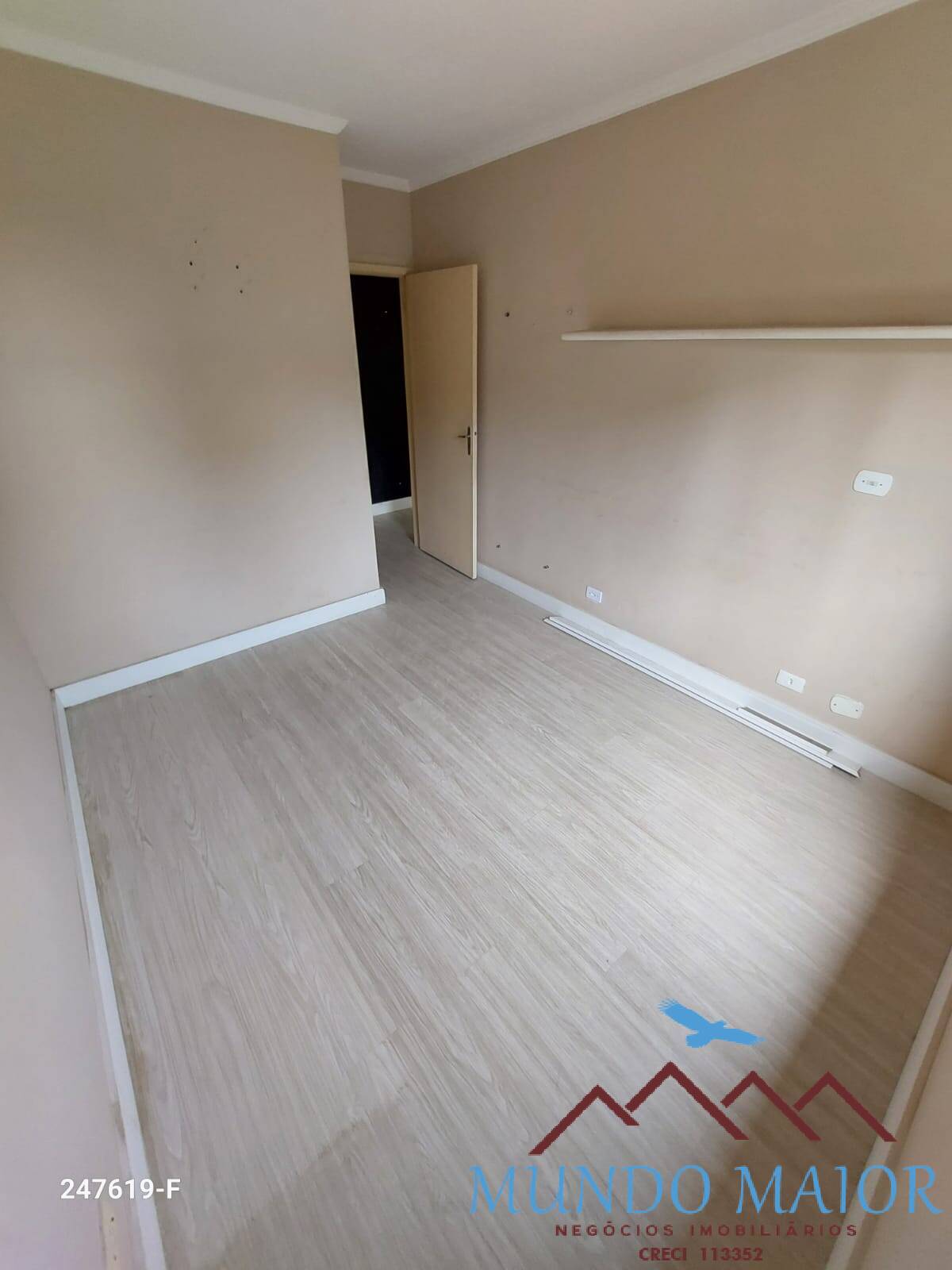 Apartamento à venda com 2 quartos, 65m² - Foto 15