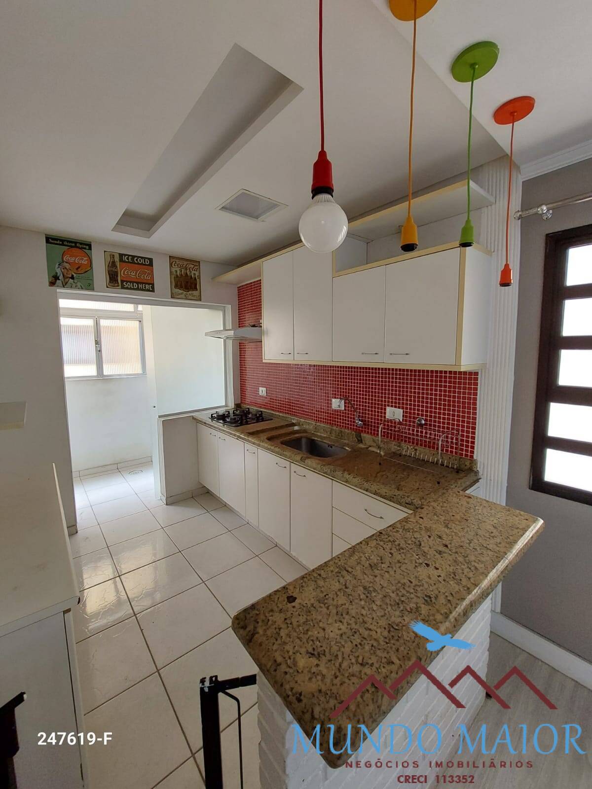 Apartamento à venda com 2 quartos, 65m² - Foto 8