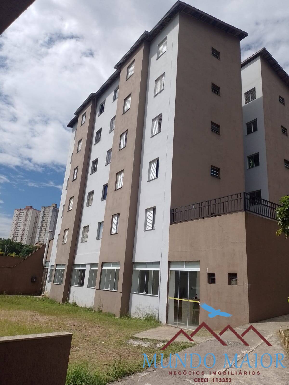 Apartamento à venda com 2 quartos, 52m² - Foto 2