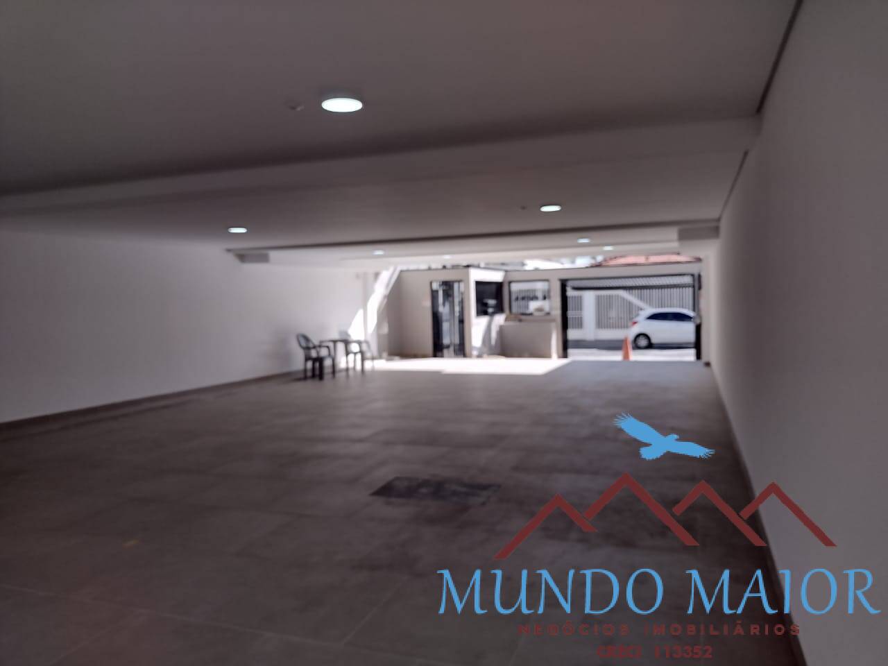 Apartamento à venda com 2 quartos, 65m² - Foto 4