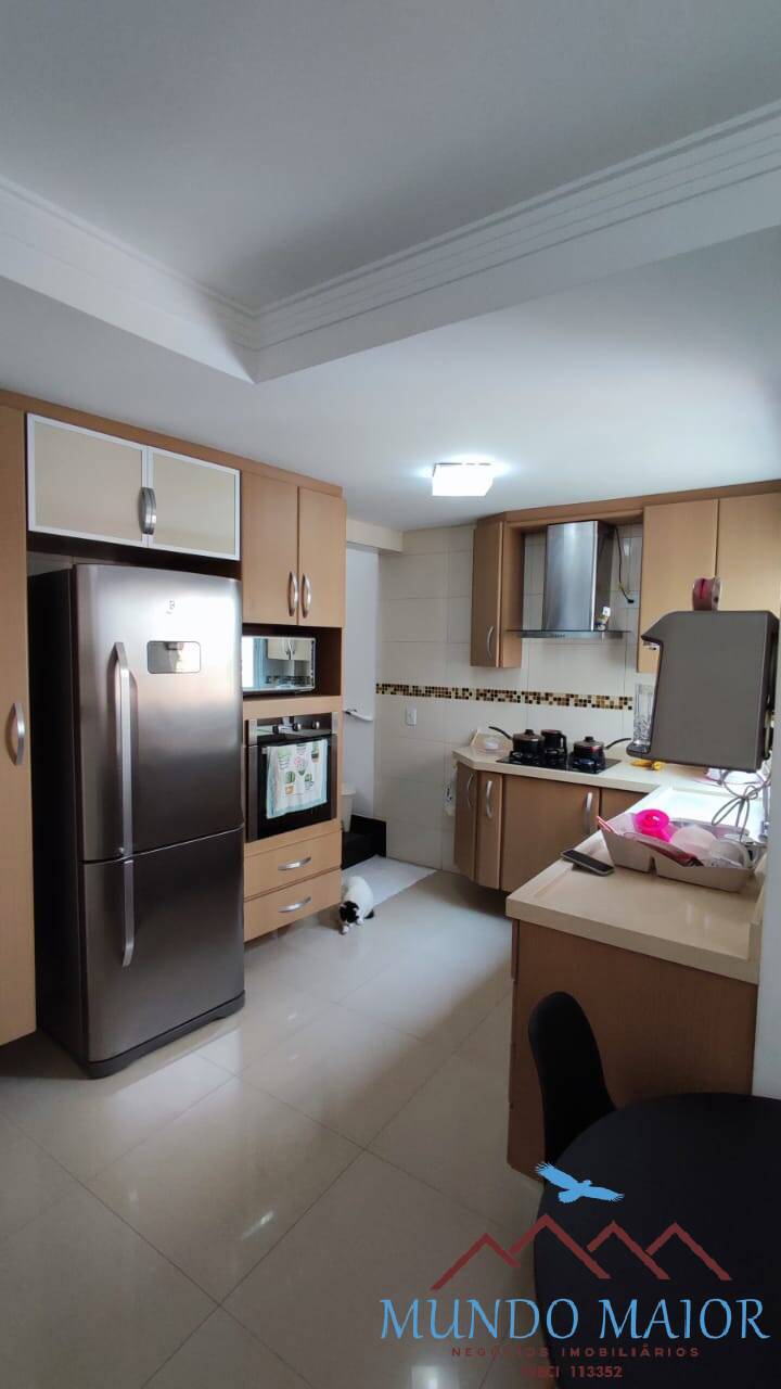 Apartamento à venda com 2 quartos, 98m² - Foto 3