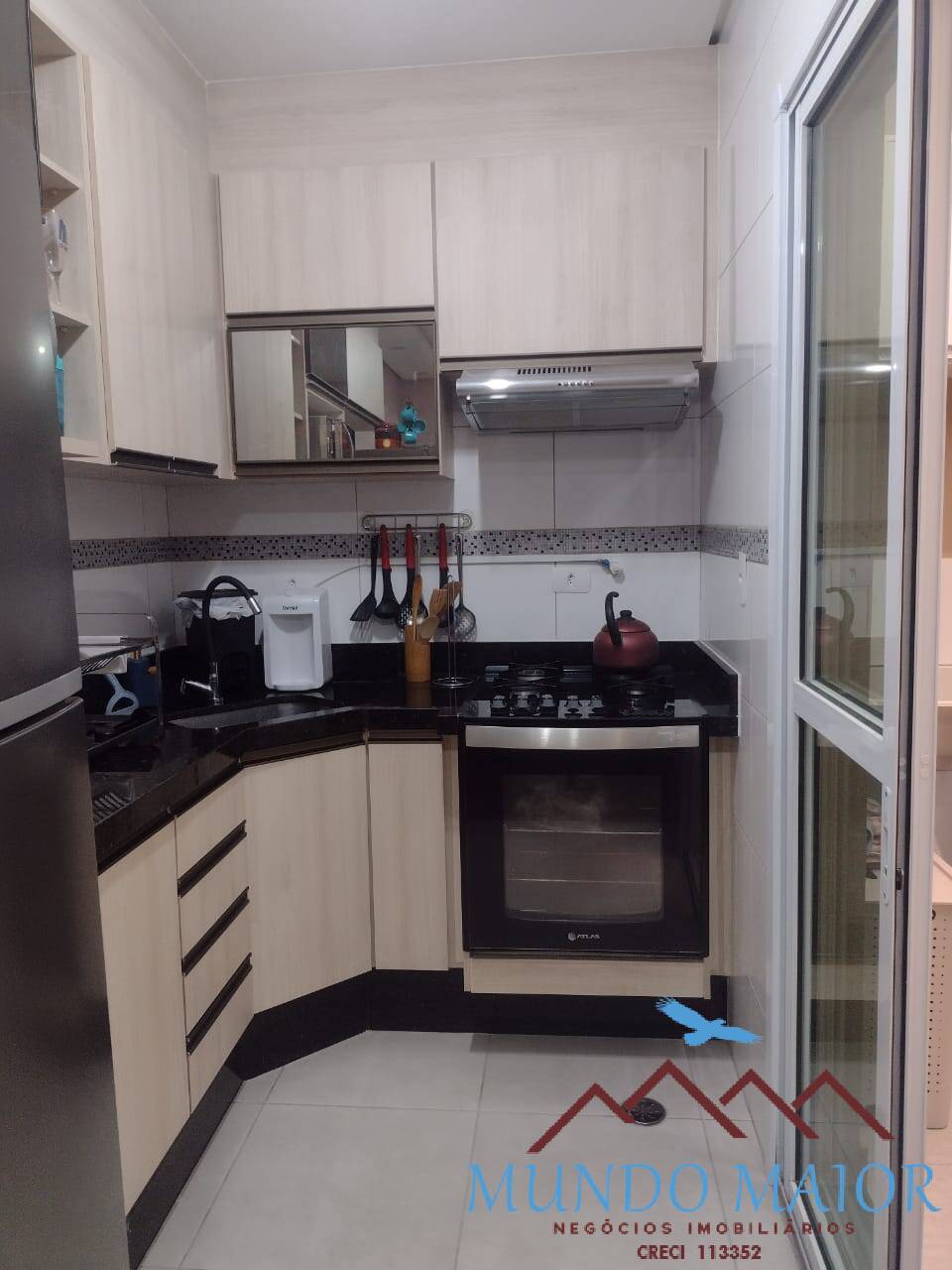 Apartamento à venda com 2 quartos, 45m² - Foto 2