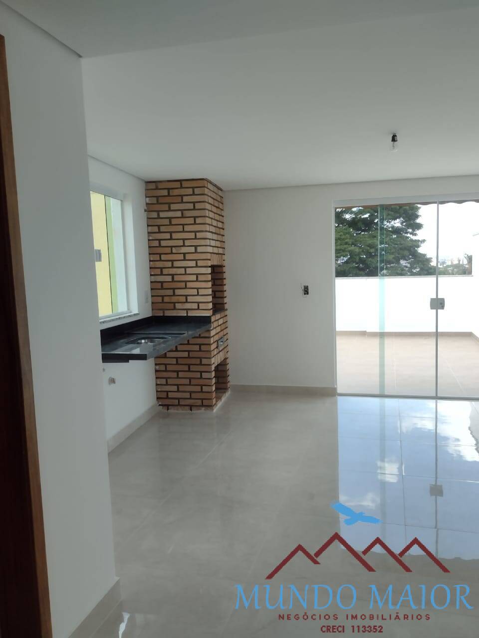 Apartamento à venda com 2 quartos, 100m² - Foto 2