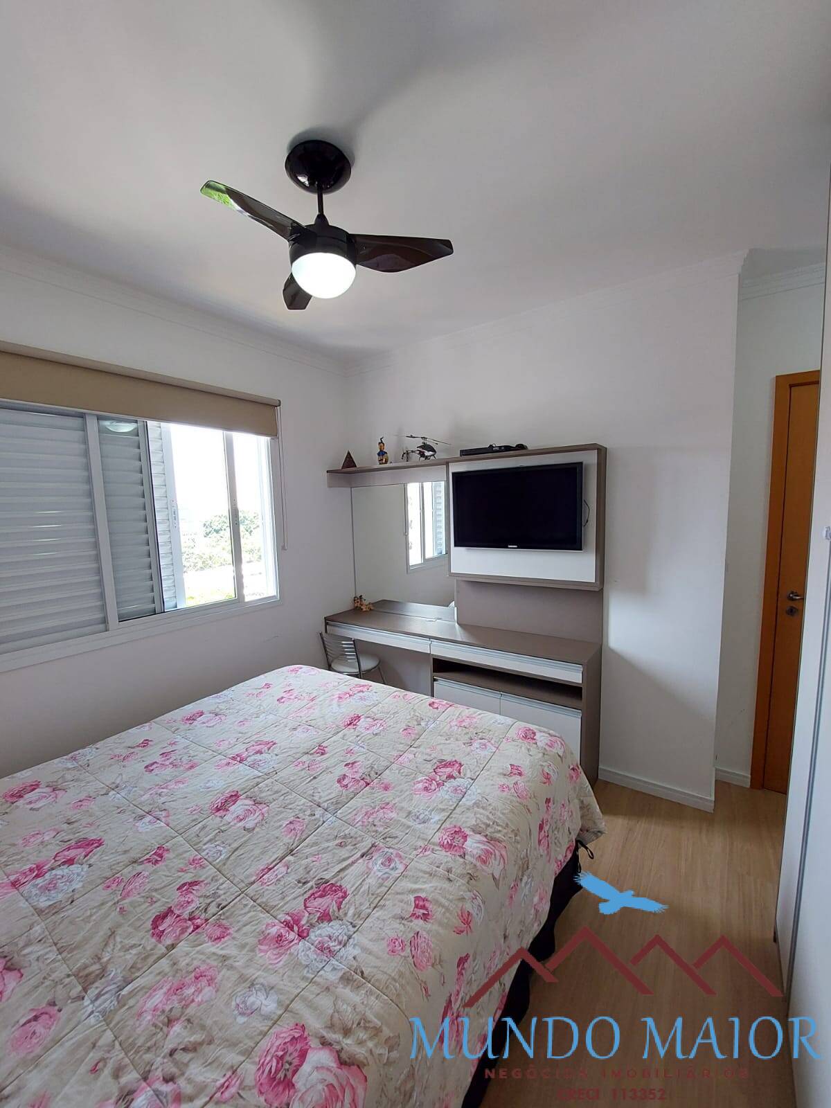 Apartamento à venda com 2 quartos, 76m² - Foto 4