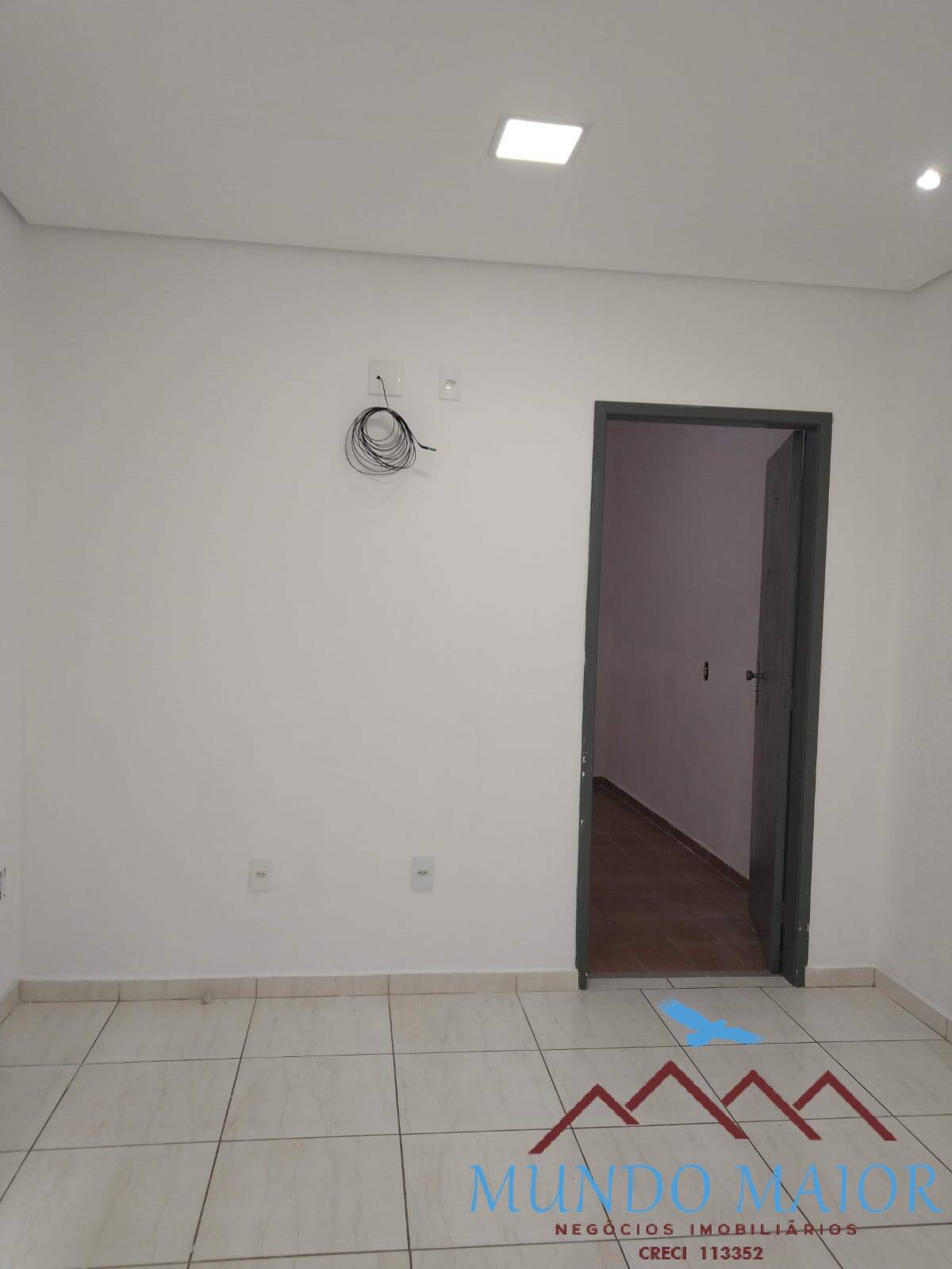 Casa à venda com 7 quartos, 125m² - Foto 7