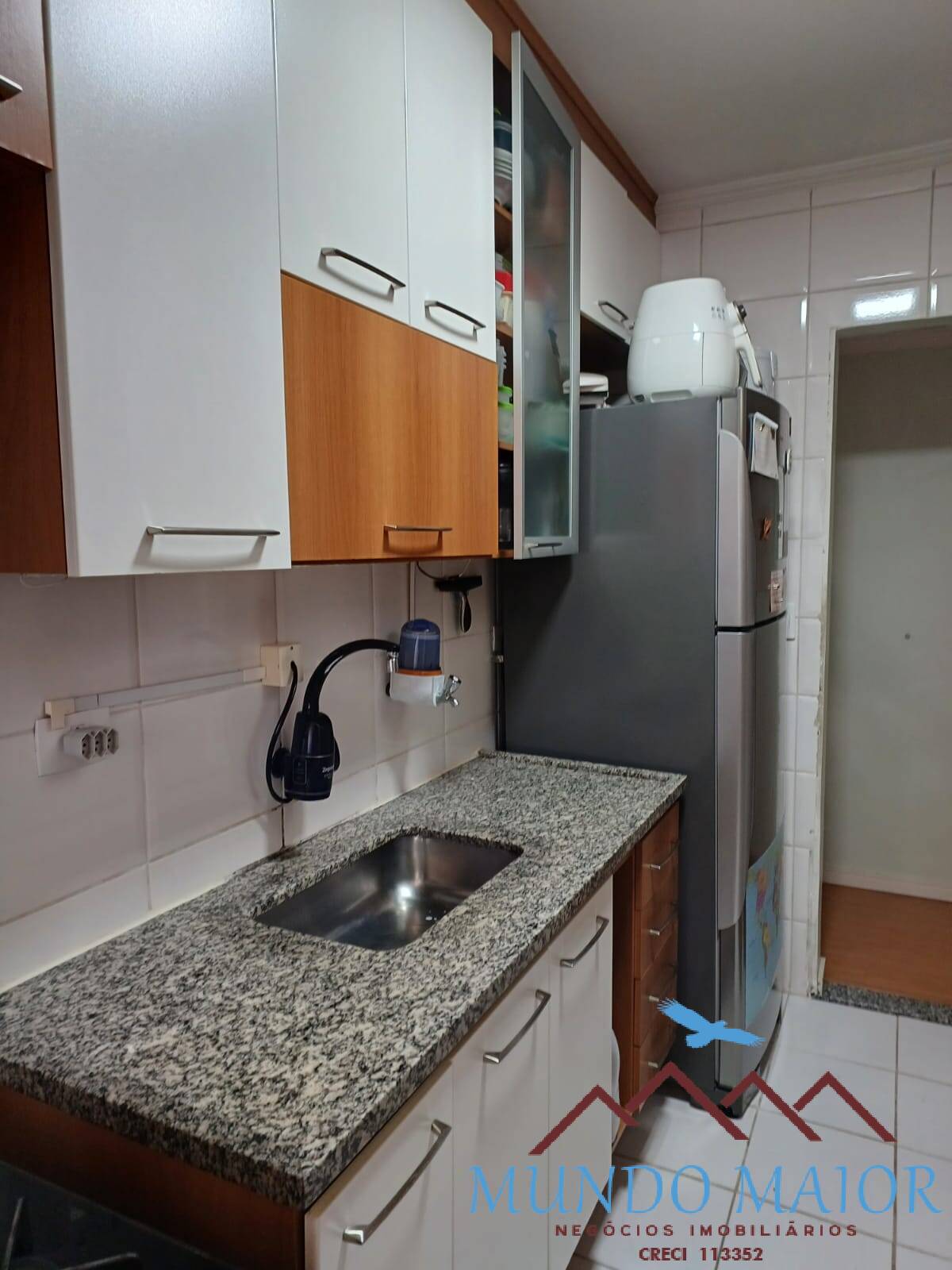 Apartamento à venda com 3 quartos, 61m² - Foto 2