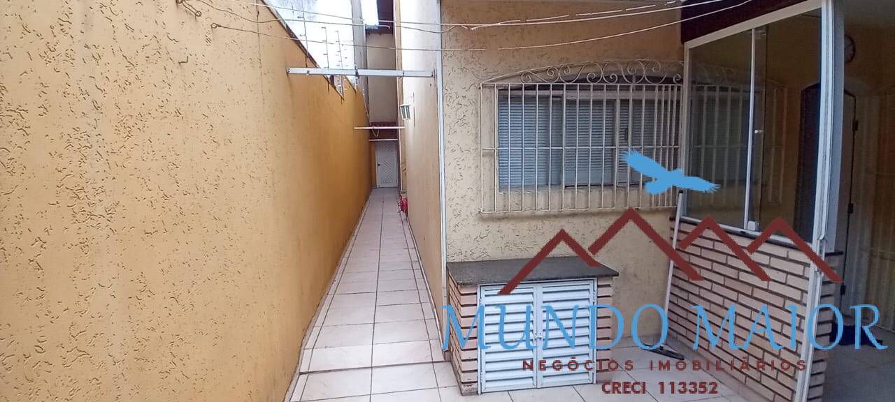 Casa à venda com 3 quartos, 270m² - Foto 47